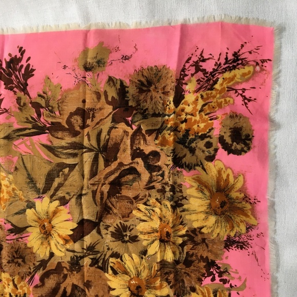 Scarf Square Pink Brown Floral Daisies 29" x 29" Large Flowers - Picture 3 of 5